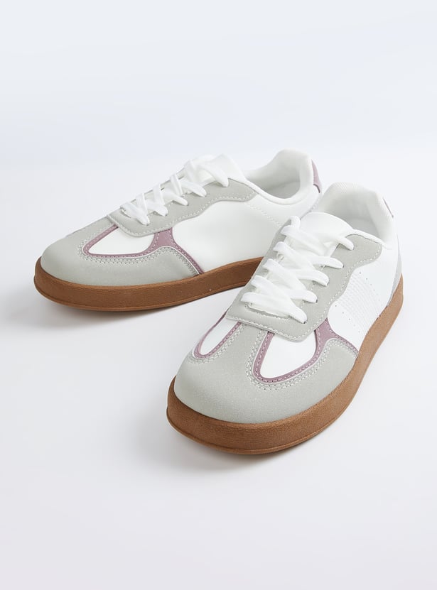 Women Contrast Overlay Sneakers