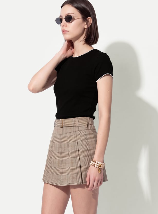 URB_N Women Solid T-shirt