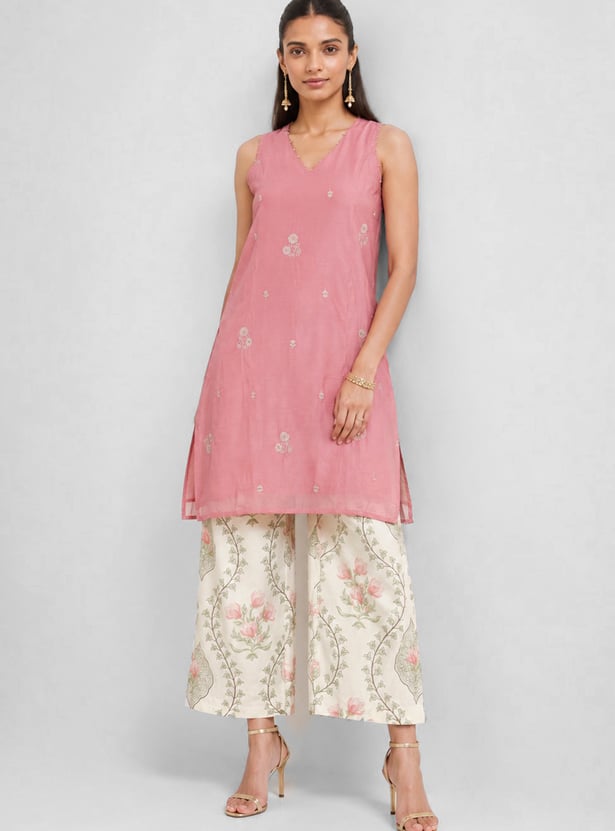 Women Halter Neck Embroidered Kurta Set