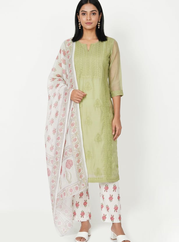 Women Embroidered Straight Kurta Set