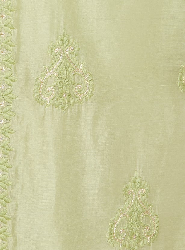 Women Embroidered Straight Kurta Set