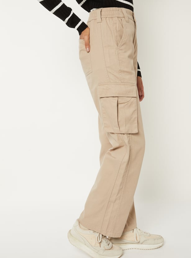 Women Solid Cargo Jeans