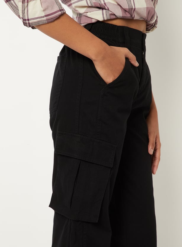 Women Solid Cargo Jeans