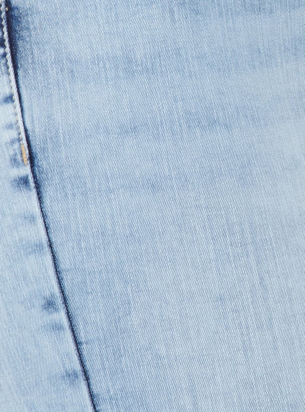 Women Light Wash Clean Look Jeans