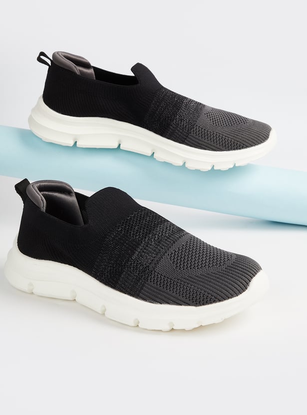 Men Basic Slip-On Sports Shoes