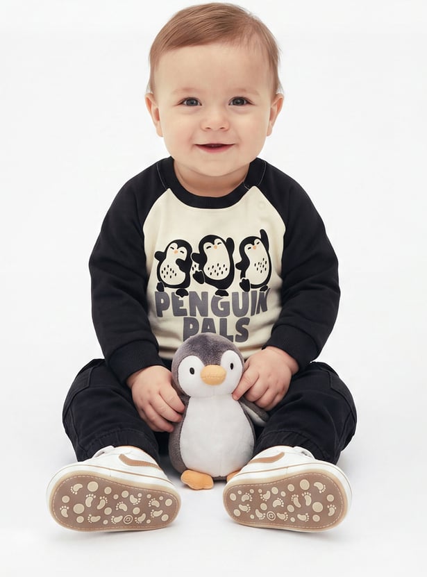 Boys Penguin Print Sweatshirt