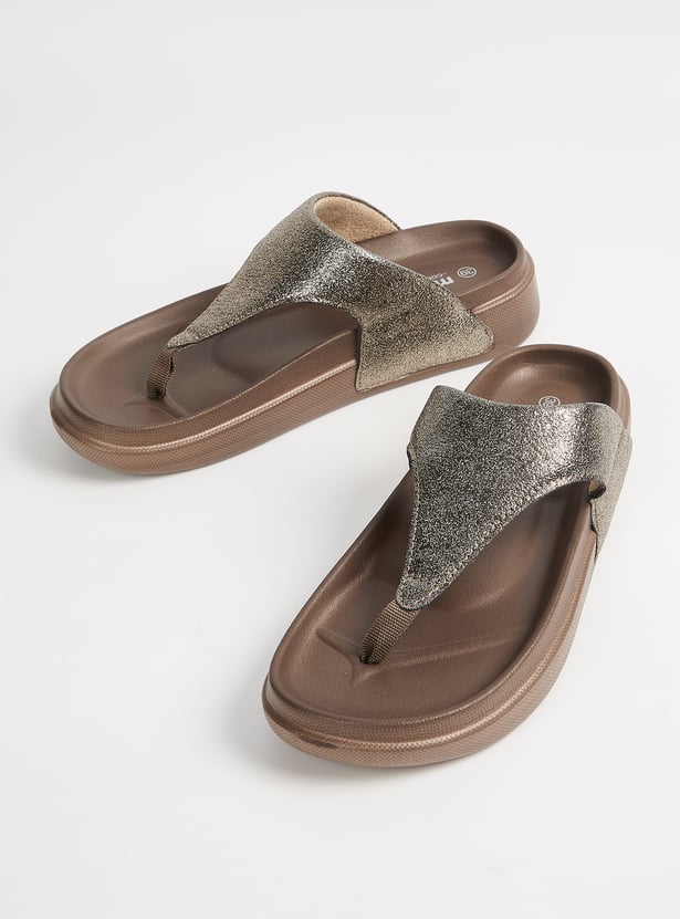 Women Textured T-strap Sandals