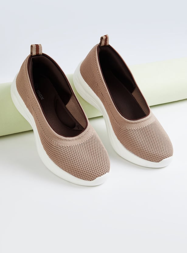 Women Knit Slip-On Sports Shoes