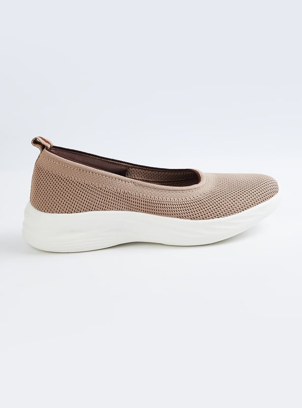 Women Knit Slip-On Sports Shoes
