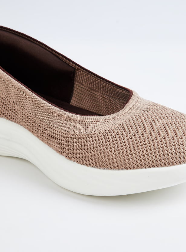 Women Knit Slip-On Sports Shoes