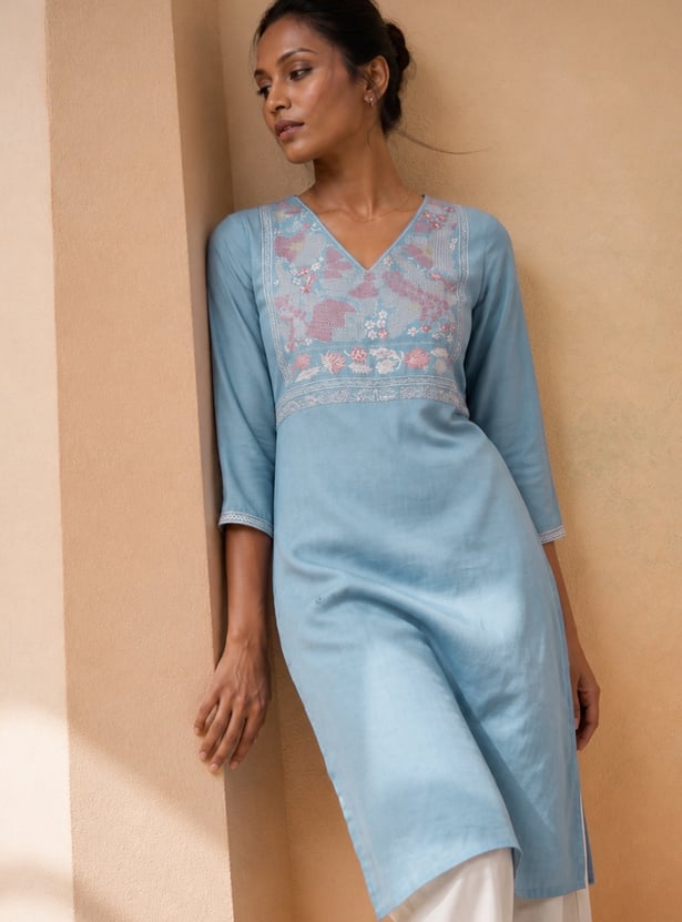 Women Embroidered Straight Kurta