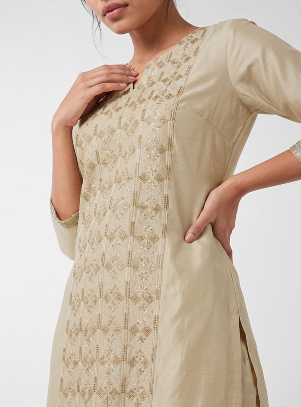 Women Embroidered Straight Kurta