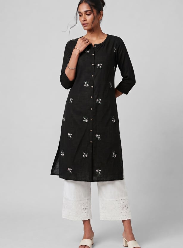 Women Embroidered Straight Kurta