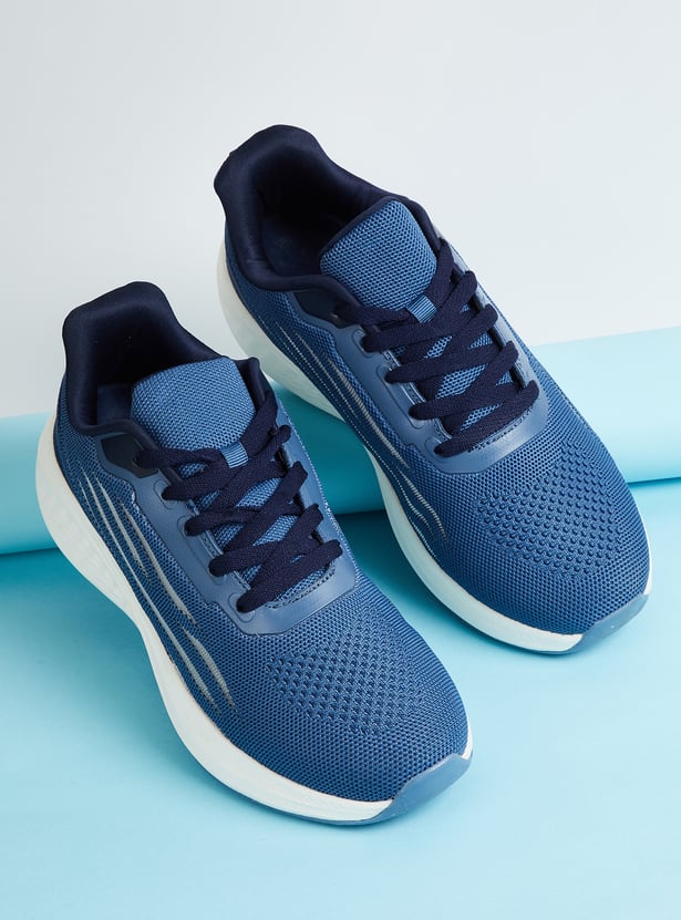 Men Lace-Up Sports Shoes