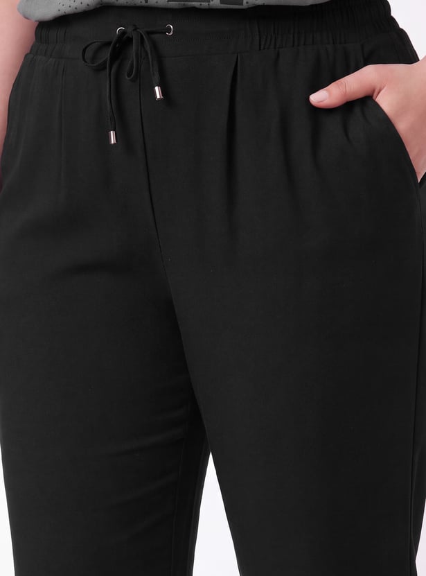 Women Solid Trousers