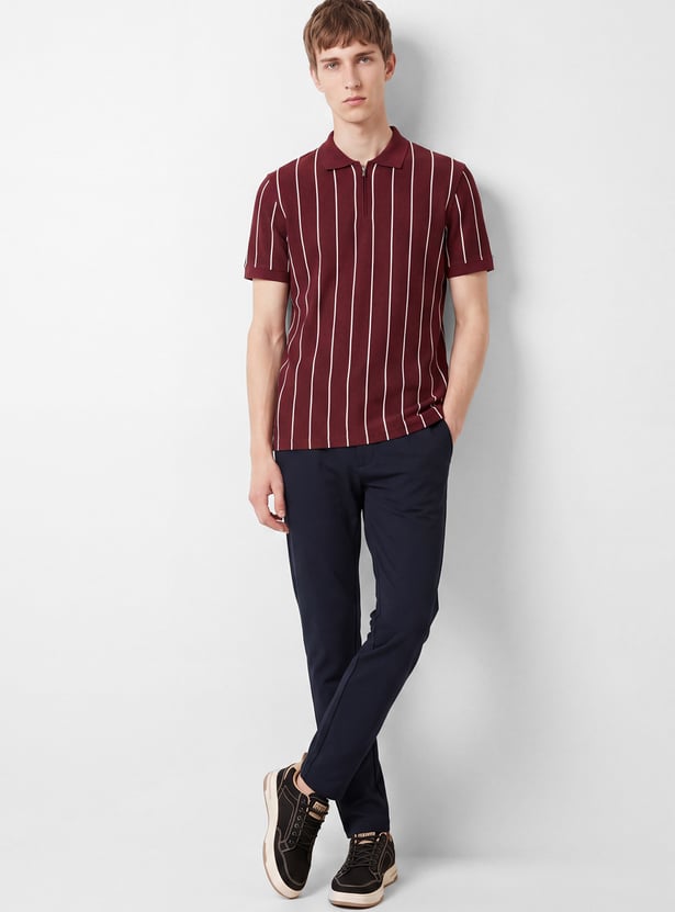 Men Solid Regular Fit Trousers