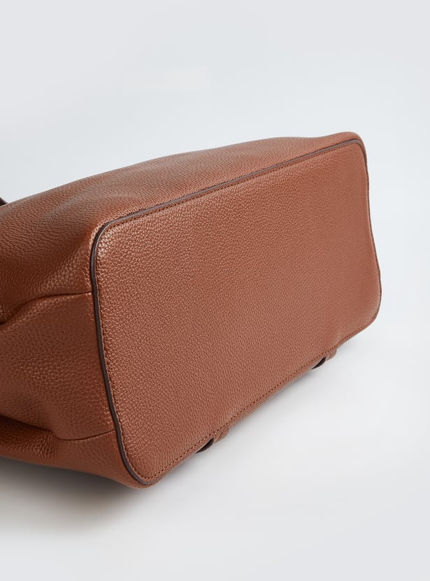 Women Textured Shoulder Bag