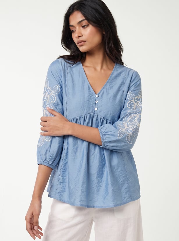 Women Embroidered Tunic