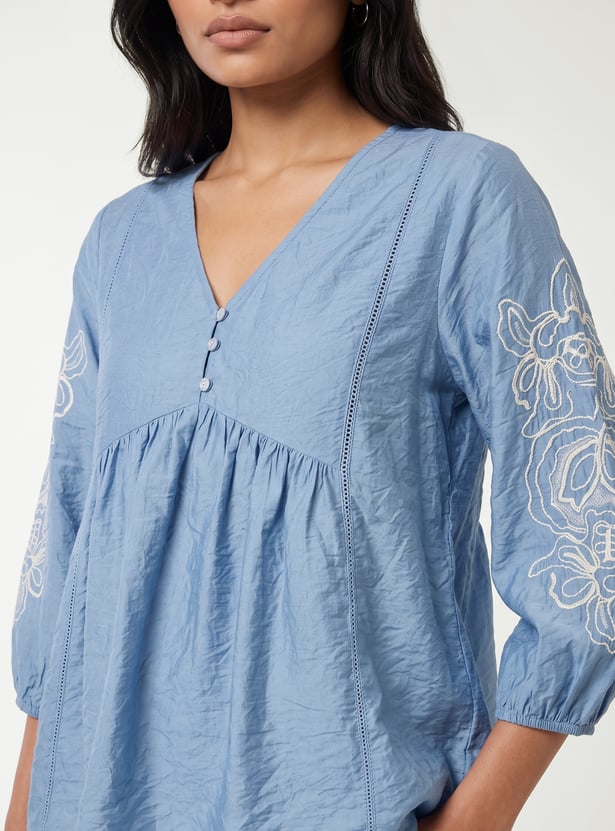Women Embroidered Tunic