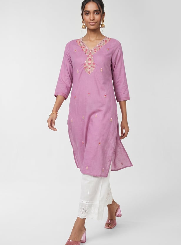 Women Embroidered Straight Kurta