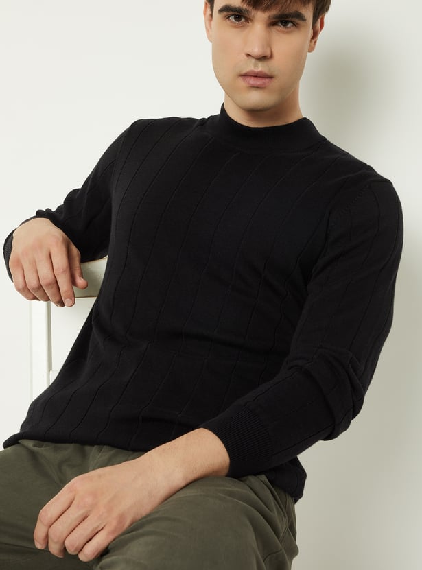 Men Textured Sweater