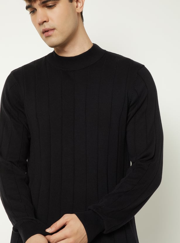 Men Textured Sweater