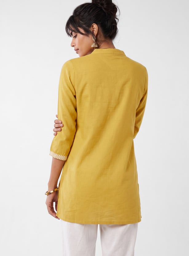 Women Embroidered Straight Kurti