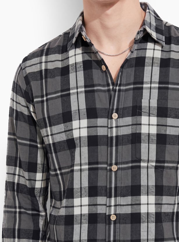 URB_N Men Checked Shirt