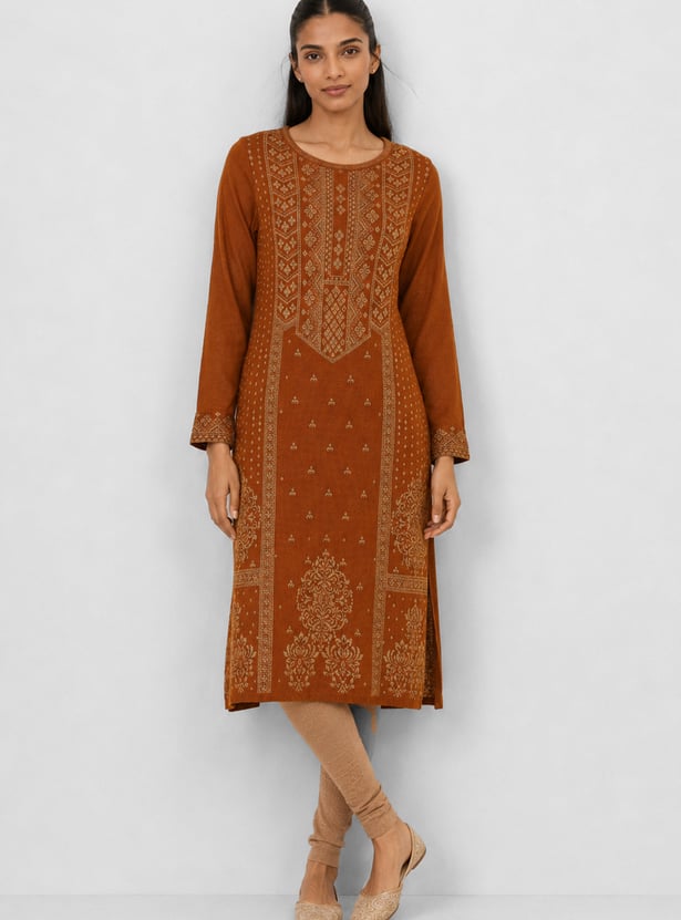 Women Embroidered Straight Winter Kurta
