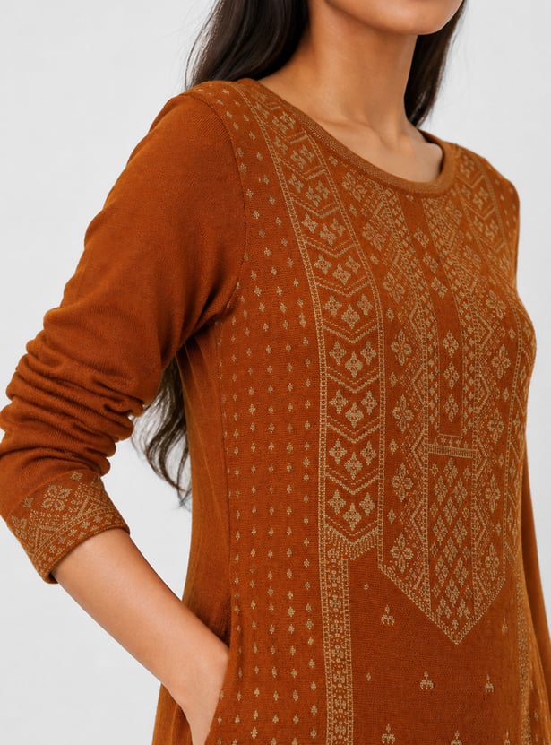 Women Embroidered Straight Winter Kurta
