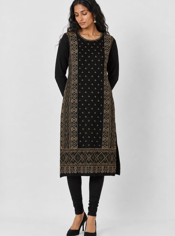 Women Embroidered Straight Winter Kurta