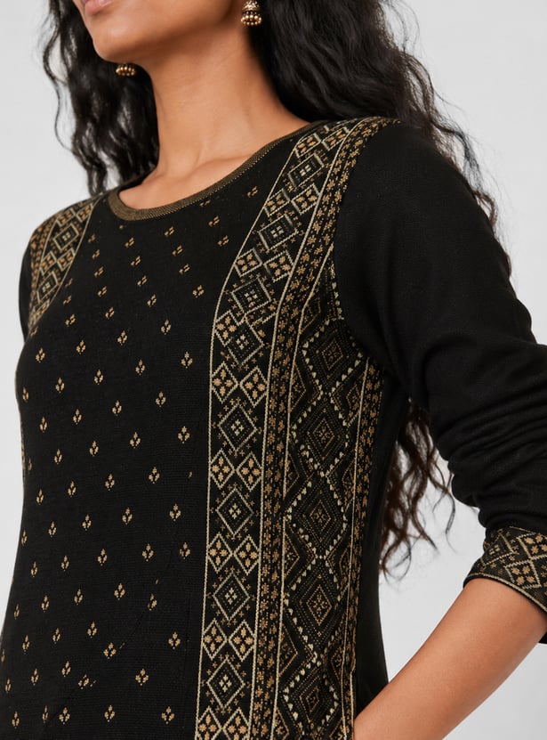 Women Embroidered Straight Winter Kurta