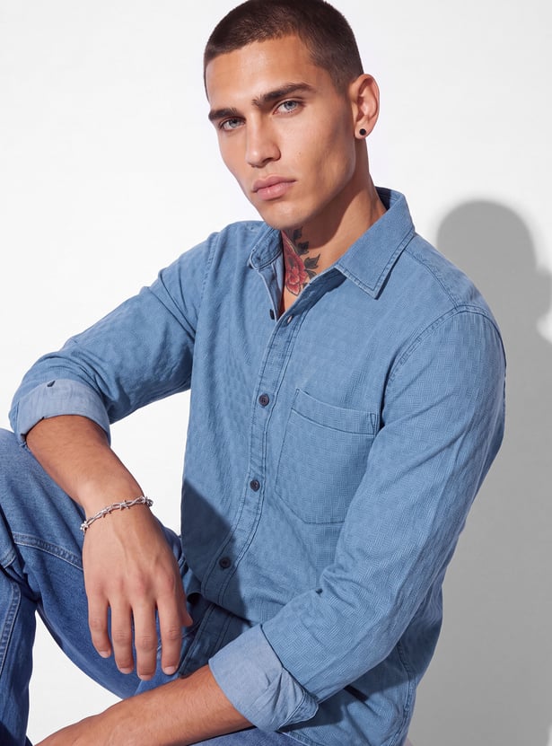 Men Textured Regular Shirt