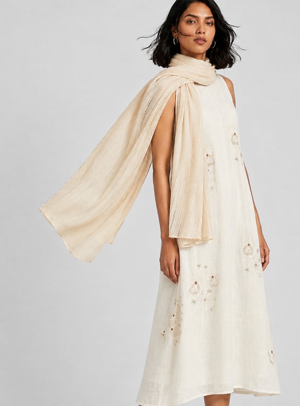 Women Textured Scarf