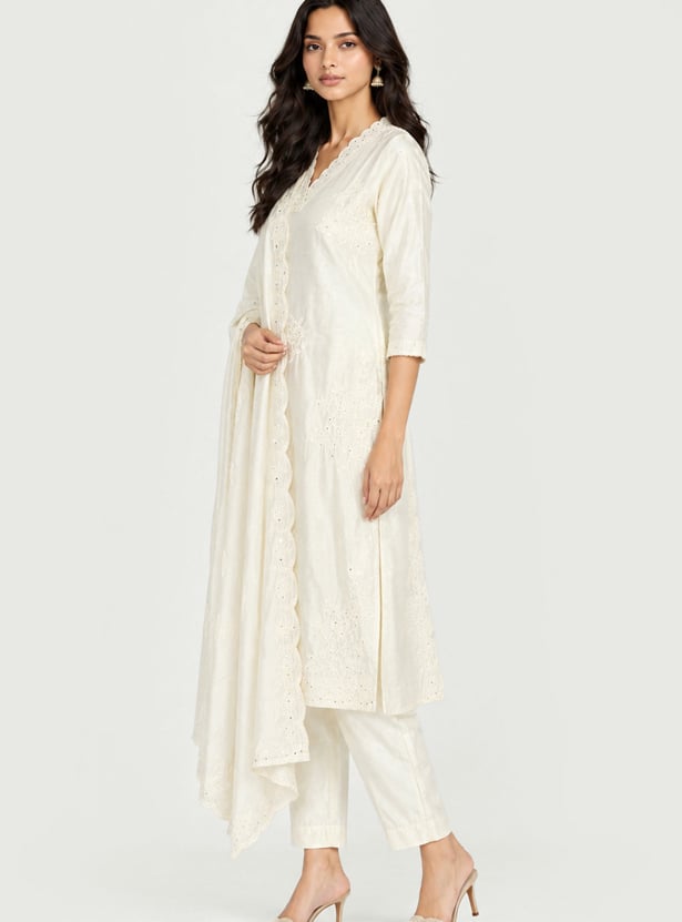 Women Embroidered Straight Kurta Set