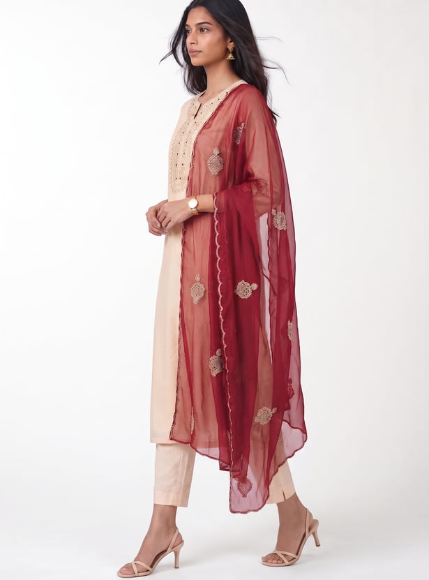 Women Embroidered Straight Kurta Set