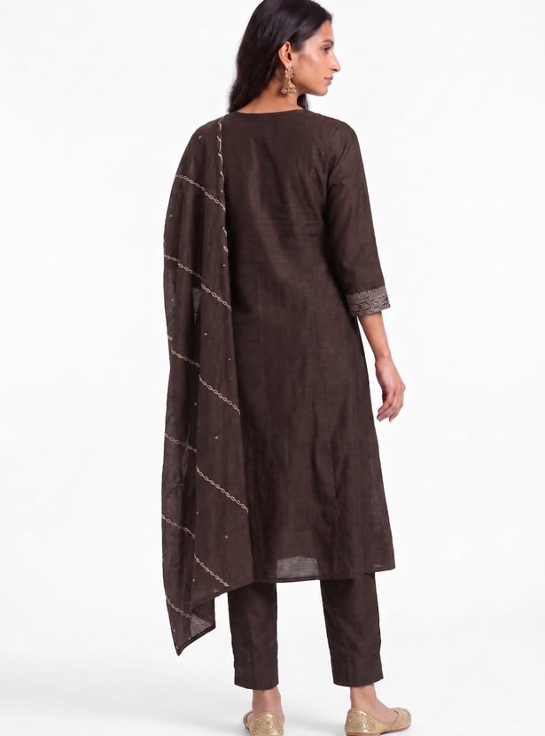 Women Embroidered Flared Kurta Set