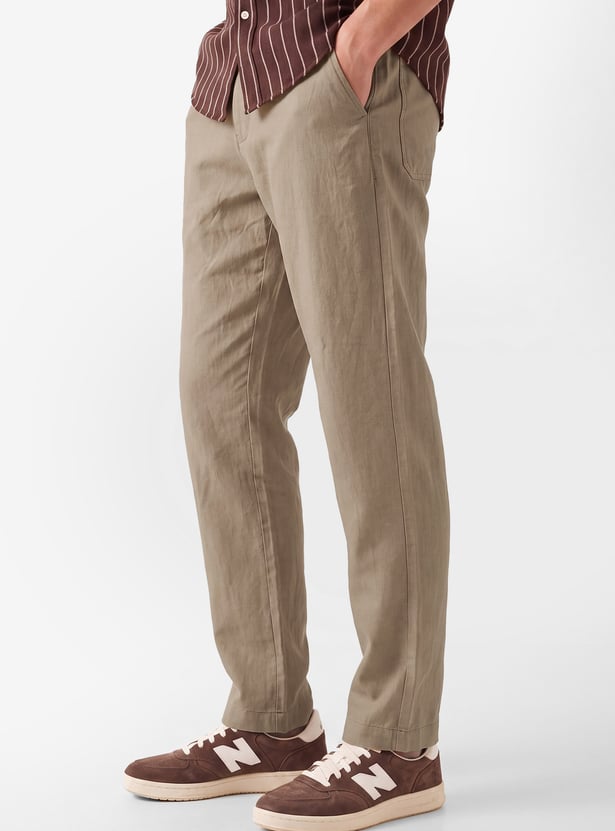 Men Solid Regular Fit Trousers