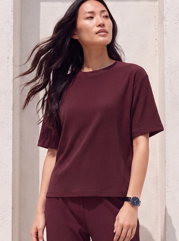 Women Textured T-shirt