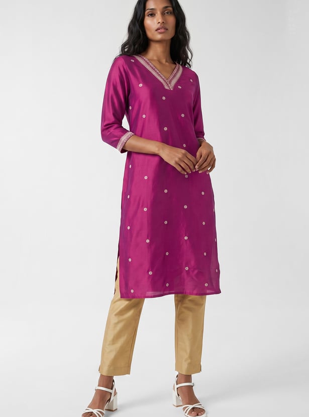 Women Embroidered Straight Kurta