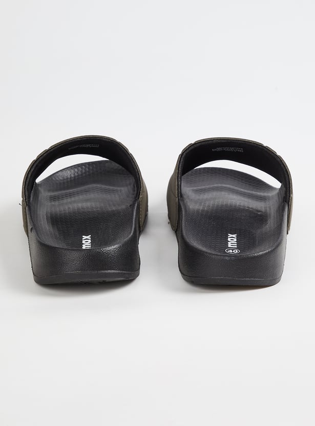 Men Embossed Sliders