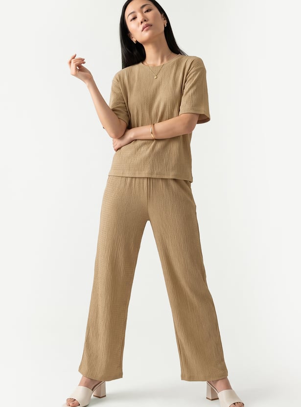 Women Textured Pull-On Pants