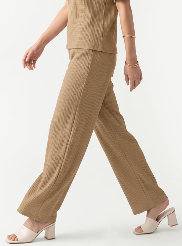 Women Textured Pull-On Pants