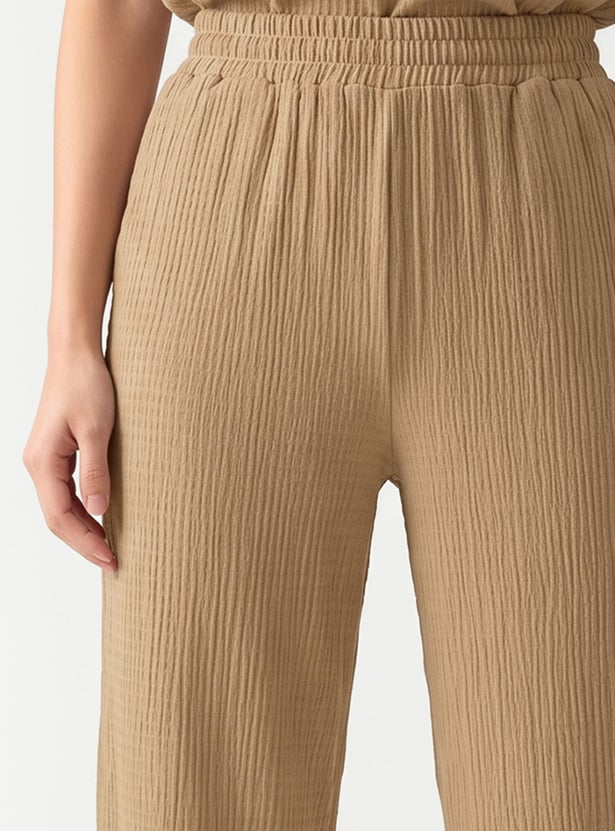 Women Textured Pull-On Pants