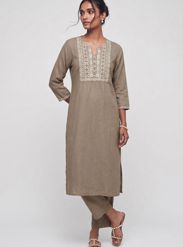 Women Embroidered Straight Kurta Set