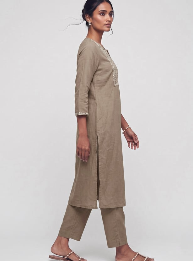 Women Embroidered Straight Kurta Set