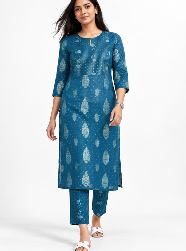 Women Foil Printed Straight Kurta Set