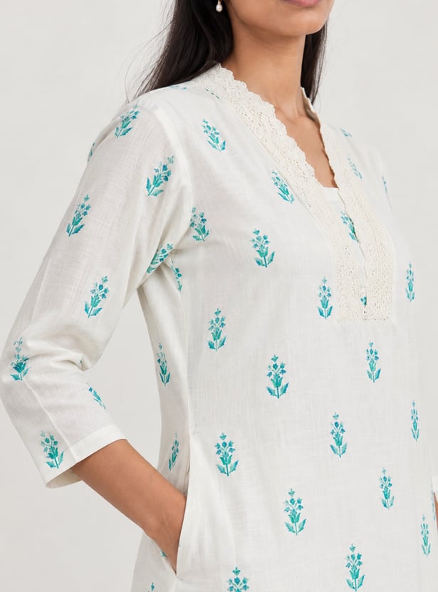 Women Printed Straight Kurta Set