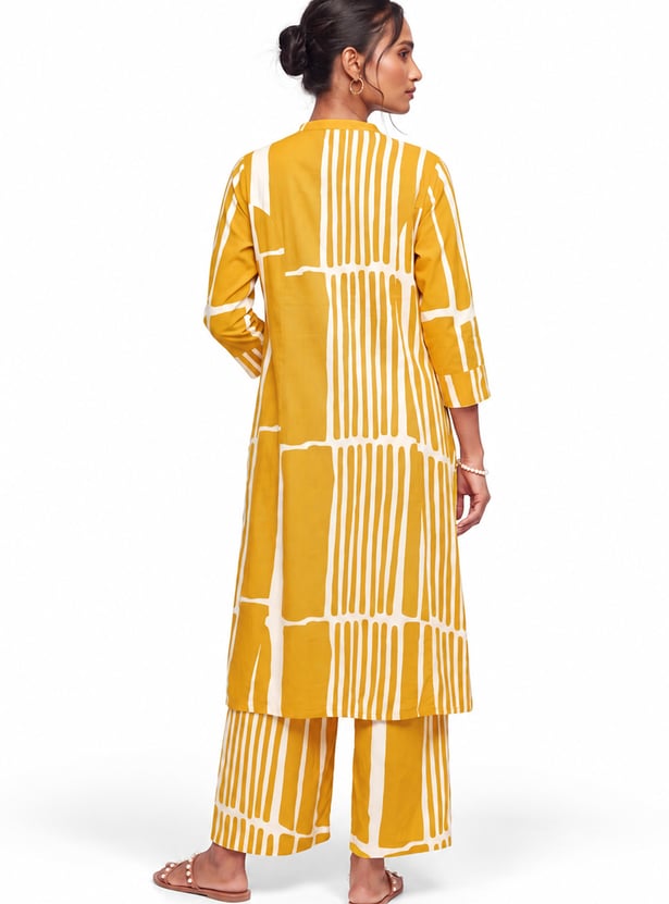 Women Printed Straight Kurta Set