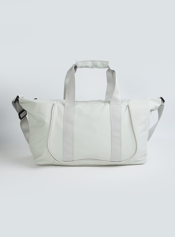 Women Solid Athleisure Gym Bag